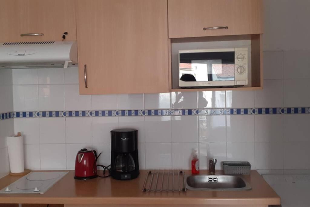 Agréable logement proche de la gare et du polygone Apartamento Béziers Exterior foto