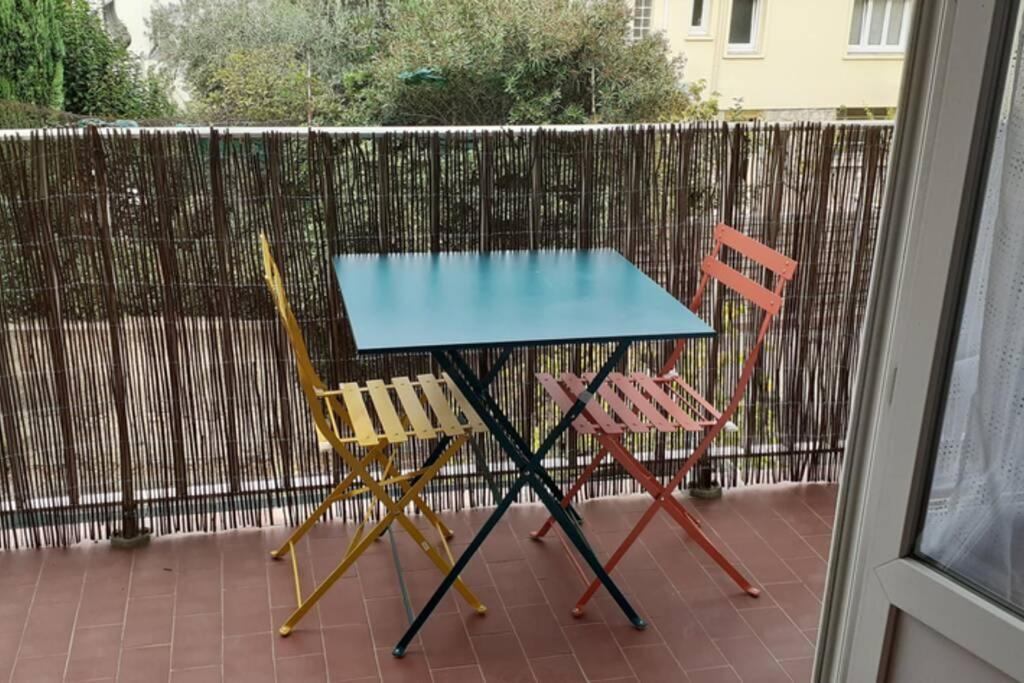 Agréable logement proche de la gare et du polygone Apartamento Béziers Exterior foto